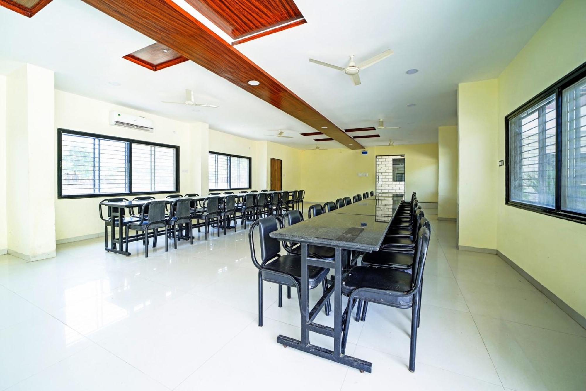 Hotel O Jvs Park Inn Ellora Ngoại thất bức ảnh